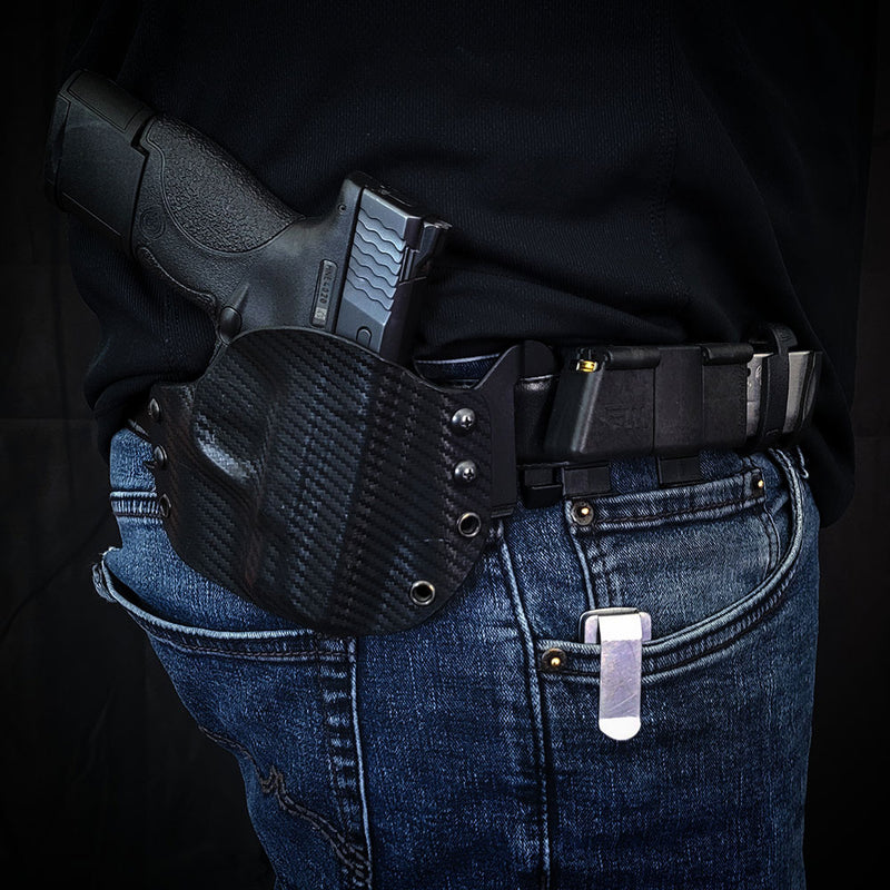 magholder on belt with pistol